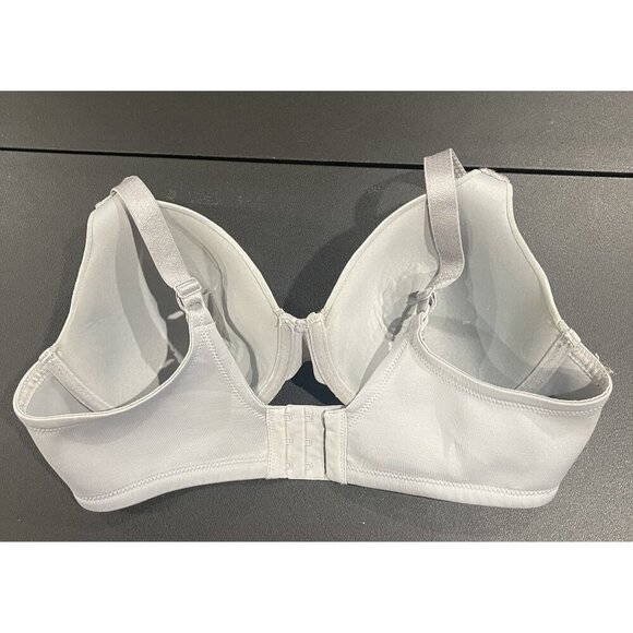 Vanity Fair Light Gray Underwire Bra With Lace Trim Detail Size 38C - Picture 2 of 3